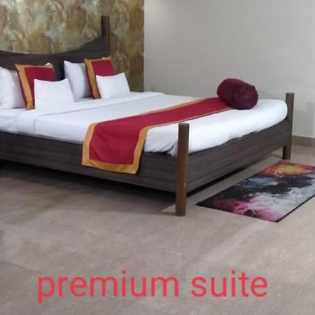 Hotel Little Palace Dibrugarh Zewnętrze zdjęcie